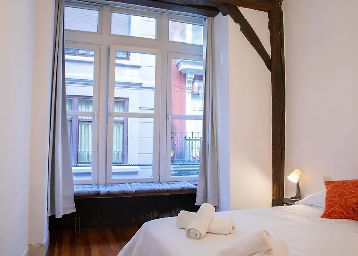 Апартаменти Barrenkale Old Town Alde Zaharra