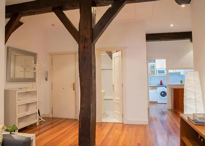 Barrenkale Old Town Alde Zaharra * Більбао